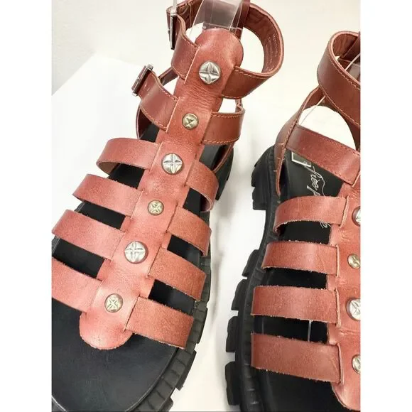 Free People Hadley Hammered Stud Sandals Leather Gladiator 38.5 8.5 - Picture 4 of 8